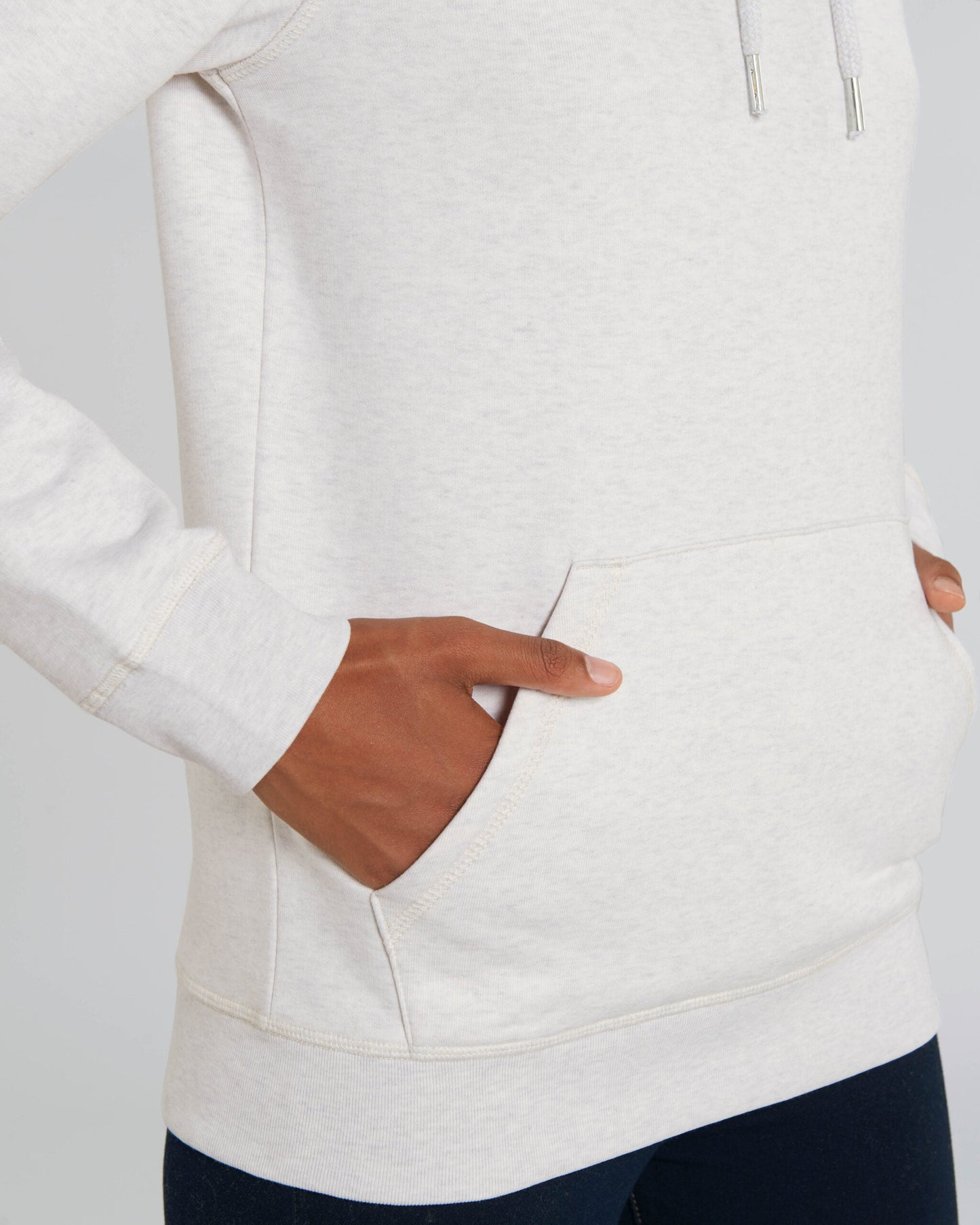 Maker Cream Heather Grey Studio Front Detail 5 scaled