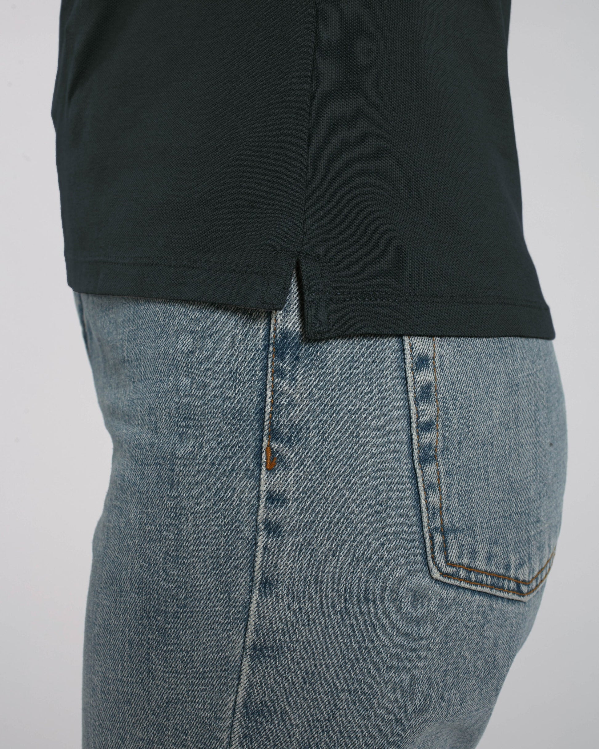 Stella Devoter Black Studio Front Detail 5 scaled